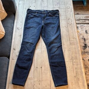 Hollister Ultra High-Rise Jegginings